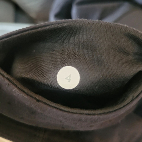 Lululemon Athletica Leggings Women's Size 4 Black Waist 24" Inseam 24" - Picture 7 of 7